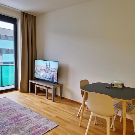 Kama Apartments Прага Экстерьер фото